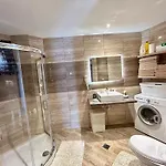 Nicole Luxury Vilă