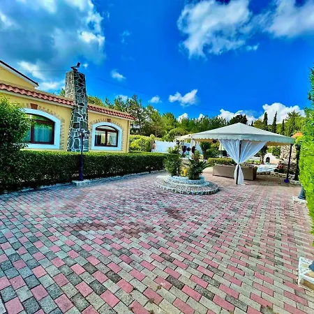 Vilă Nicole Luxury