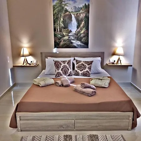 Nicole Luxury
