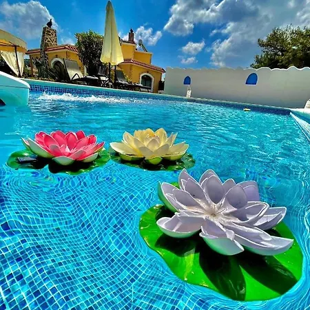 Nicole Luxury Villa
