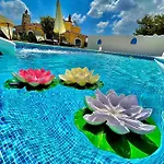 Nicole Luxury Villa