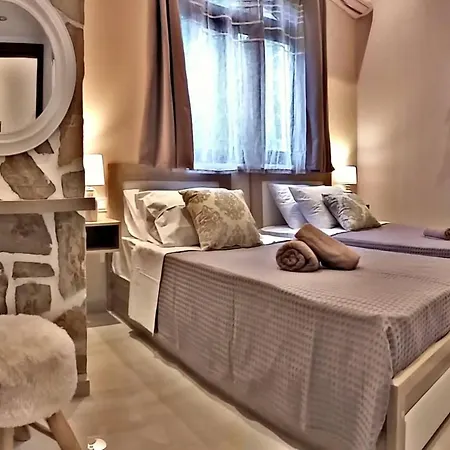 Nicole Luxury