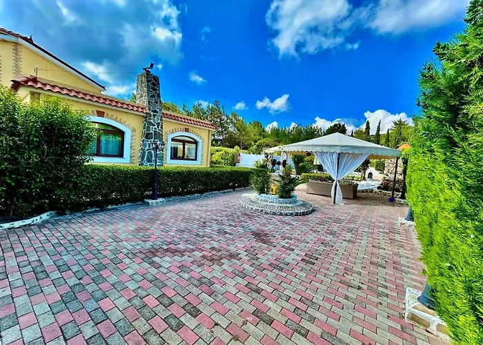 Villa Nicole Luxury