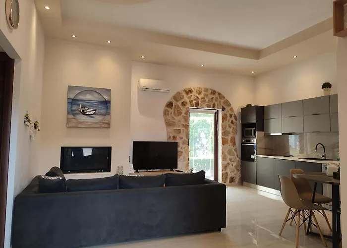 Nicole Luxury Villa